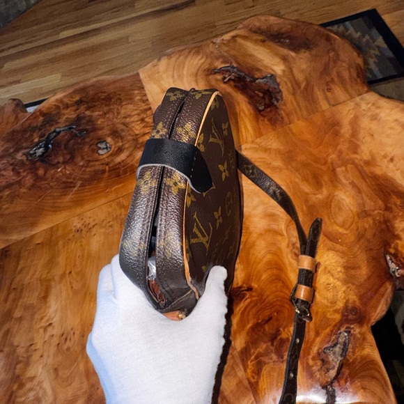 Louis Vuitton Messenger Bag vintage repurposed - Picture 6 of 16